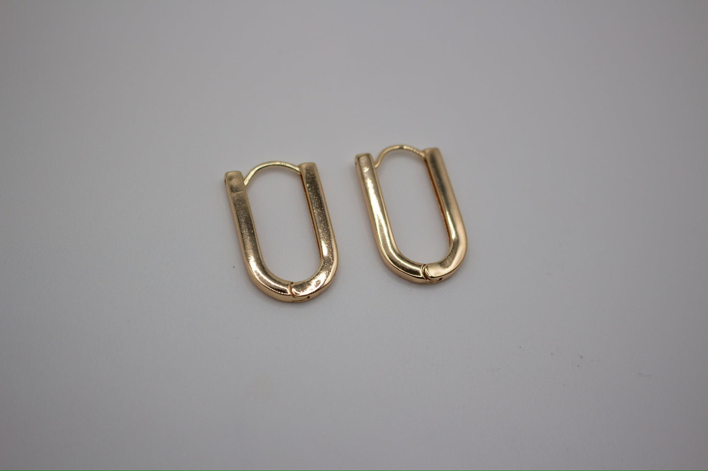 Gold classic huggie earrings