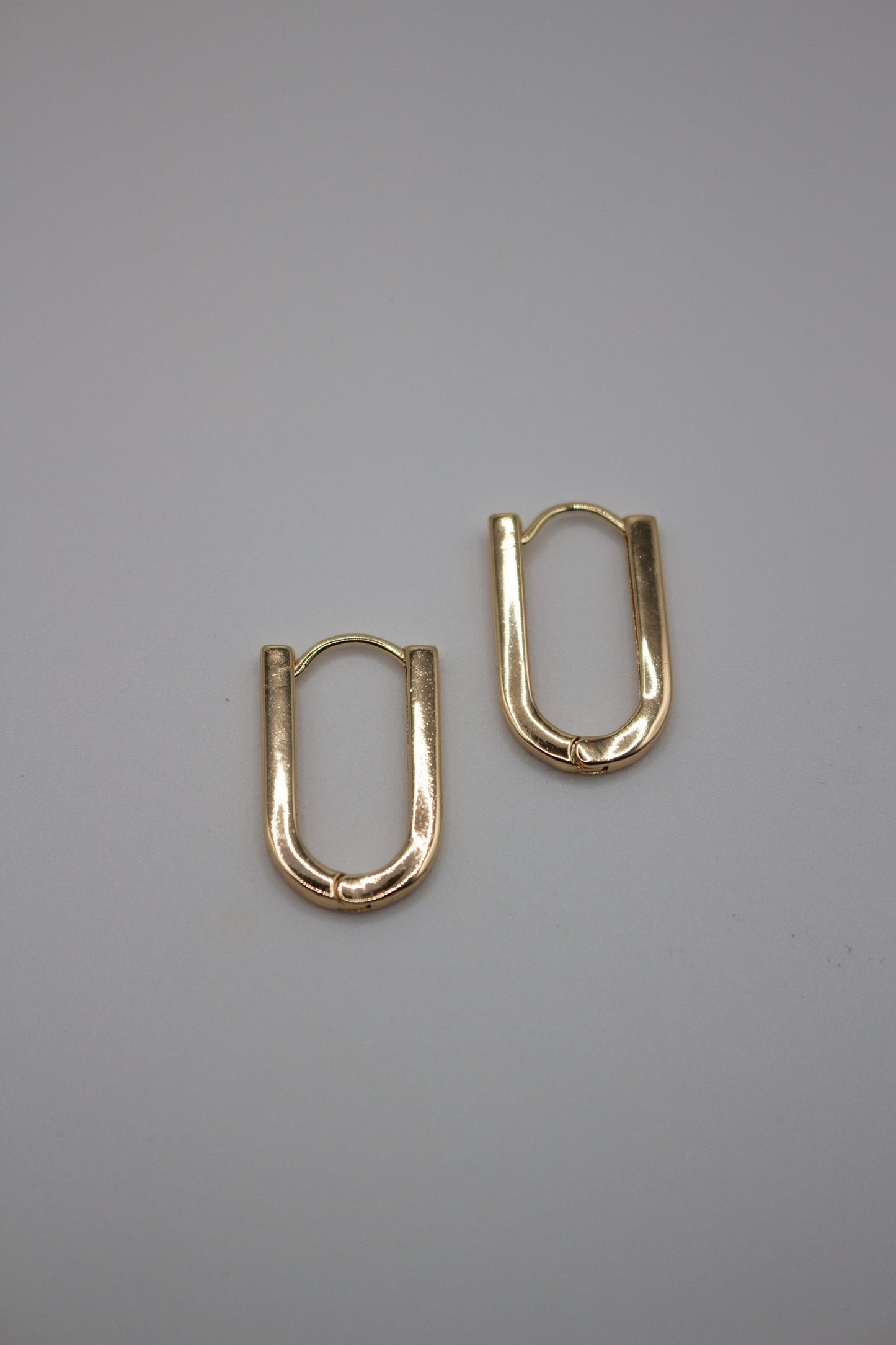 Gold classic huggie earrings